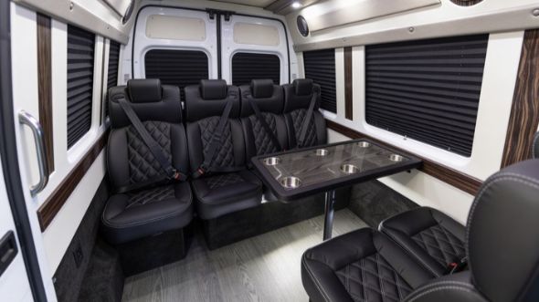 10 passenger sprinter van rental green bay