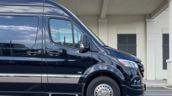 12 passenger sprinter van green bay